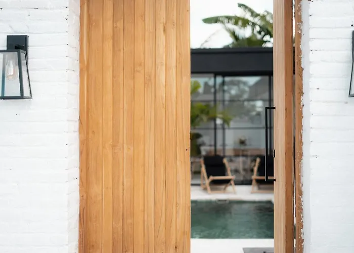 Villa Enda Tiga Canggu 3 Bedroom Private Villa